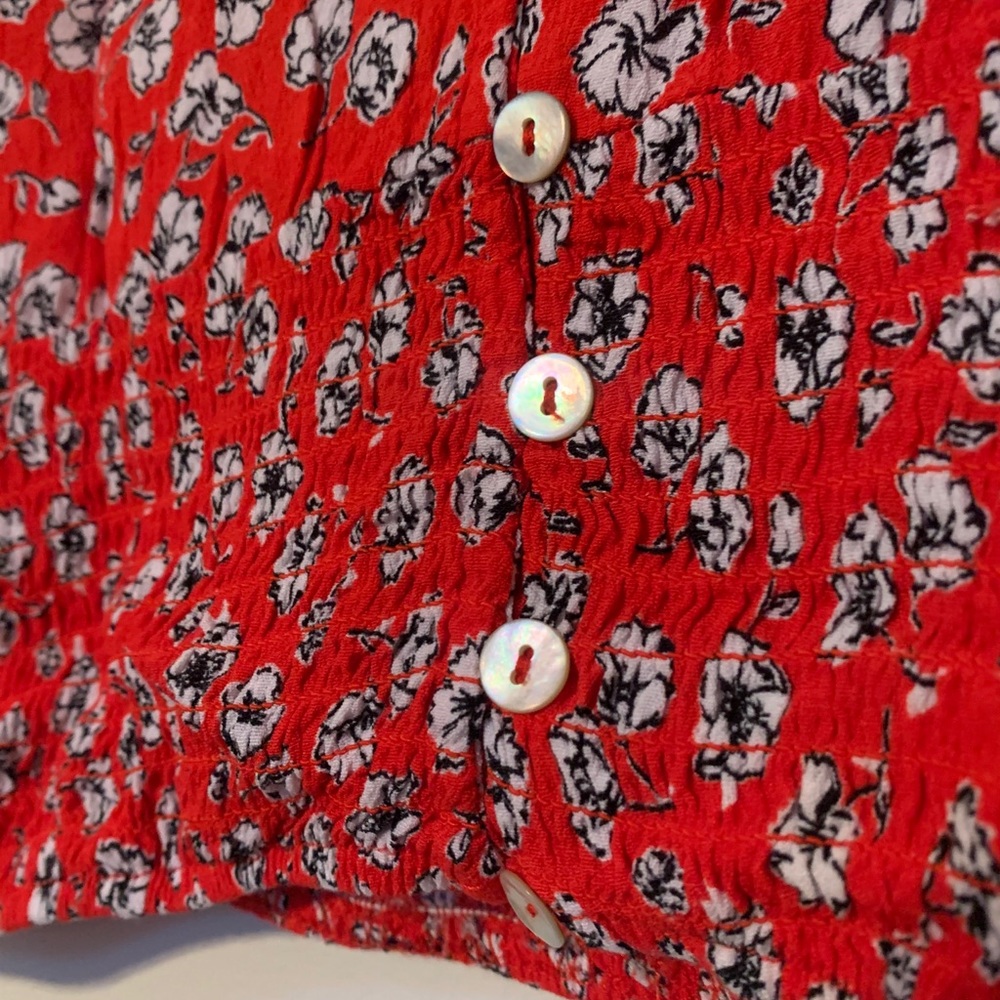 red top - Picture 3 of 3
